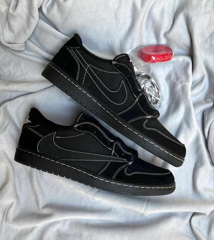 Travis Scott Nike air jordan 1 phantom - Mozinova